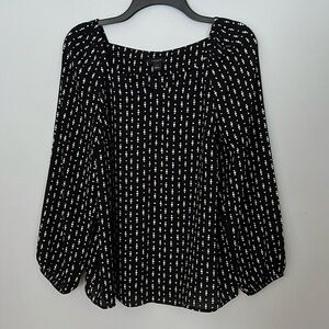Ann Taylor Polka dot blouse with sweetheart neckline and wide sleeves